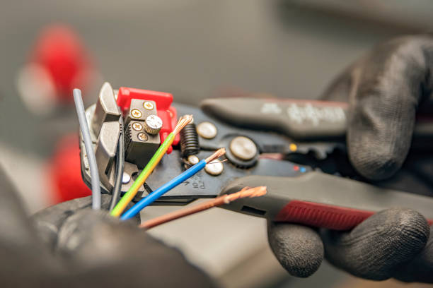 Best Affordable Emergency Electrician  in Puxico, MO